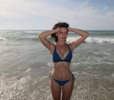 Full leaked Dafne keen page private onlyfans photo