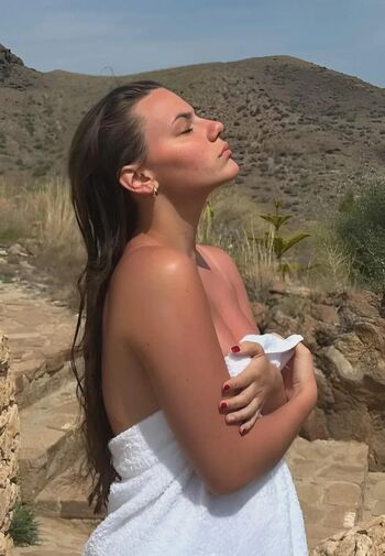 Dafne Keen