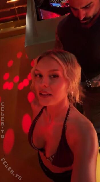 Full leaked Dagi bee private onlyfans photo