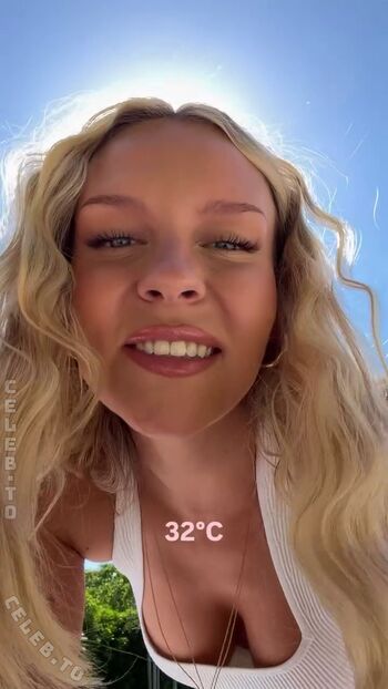 Full leaked Dagi bee private onlyfans photo