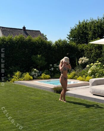Full leaked Dagi bee private onlyfans photo