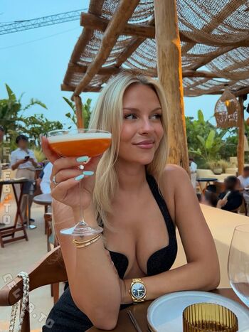 Full leaked Dagi bee private onlyfans photo
