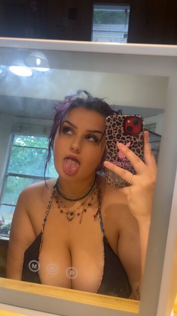 Full leaked Dahliahhazexo private onlyfans photo
