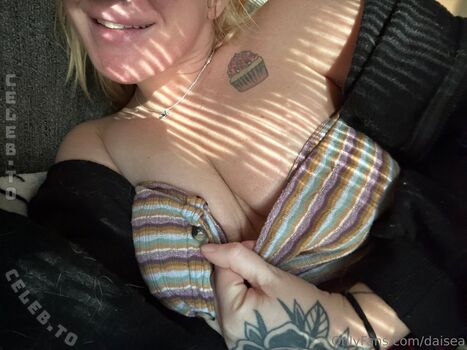 Full leaked Daisea page private onlyfans photo