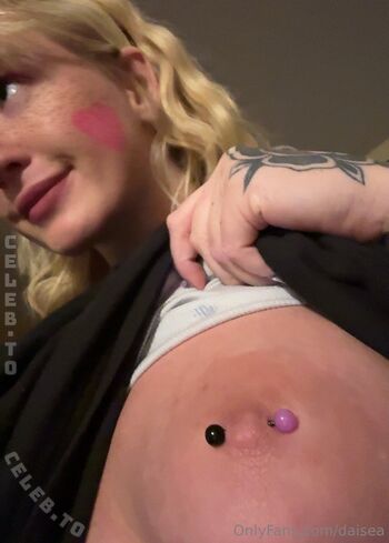 Full leaked Daisea page private onlyfans photo