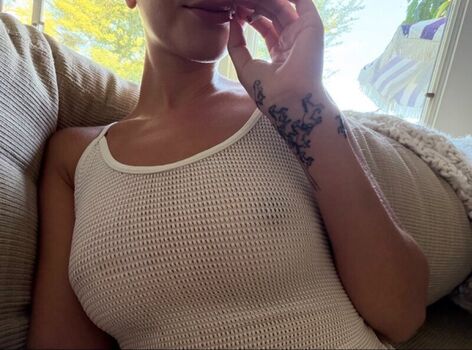 Full leaked Daisy delancey private onlyfans photo