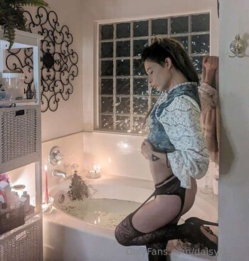 Full leaked Daisyj private onlyfans photo