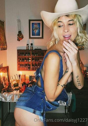 Full leaked Daisyj private onlyfans photo