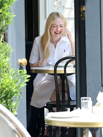 Full leaked Dakota fanning private onlyfans photo