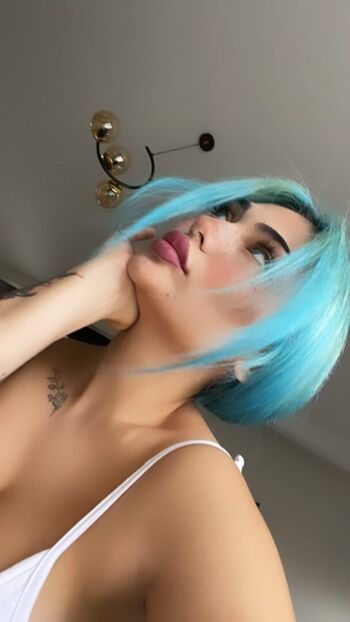 Full leaked Damla ecre private onlyfans photo