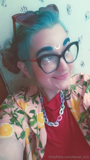 dandi_lyin