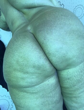 Full leaked Dangeruscurvz private onlyfans photo