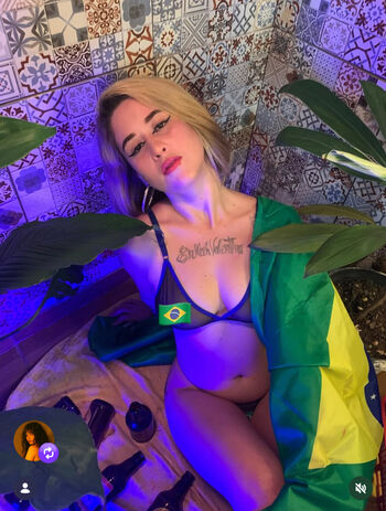 Full leaked Dani bluee  page private onlyfans photo