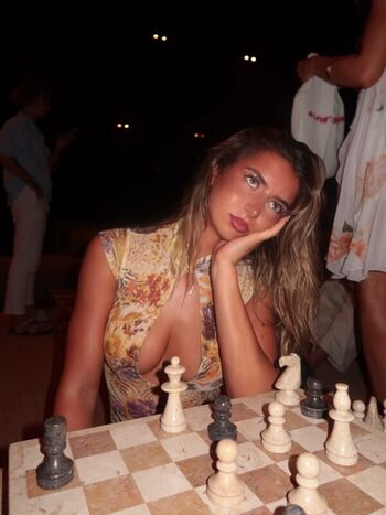 Full leaked Daniella lapo page private onlyfans photo