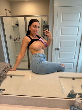 Full leaked Danielle lancaster private onlyfans photo