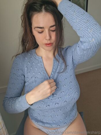 Full leaked Danielleksharp page private onlyfans photo