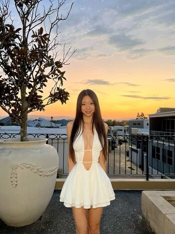 Full leaked Daphne lin private onlyfans photo