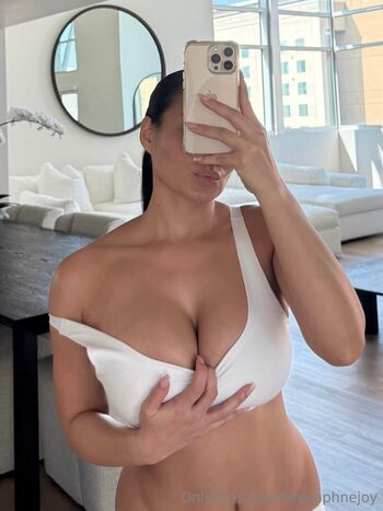 Full leaked Daphnejoy private onlyfans photo