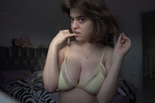 Daria Aref