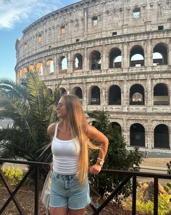 Full leaked Darija darbutaite private onlyfans photo
