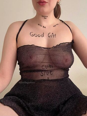 Full leaked Darlingalora private onlyfans photo