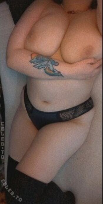 Full leaked Dashxhollow private onlyfans photo