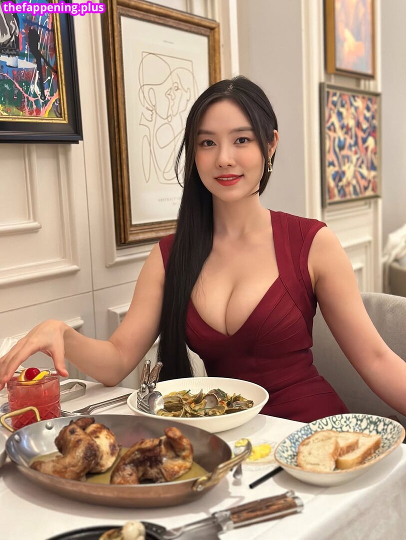 Ddyatin / damnimfinee / ddyatinn Nude OnlyFans Photo #50