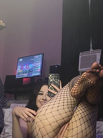 Full leaked Deadgirlmars private onlyfans photo