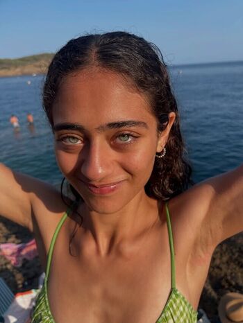 Full leaked Deba hekmat private onlyfans photo