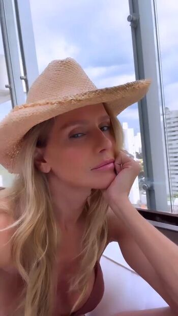 Full leaked Deborah secco private onlyfans photo