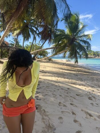 Full leaked Deemah private onlyfans photo