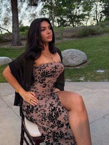 Full leaked Deemah private onlyfans photo