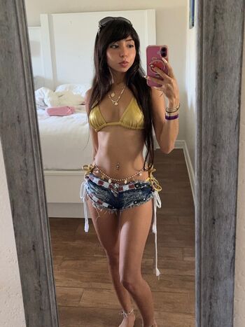 Full leaked Deertears private onlyfans photo