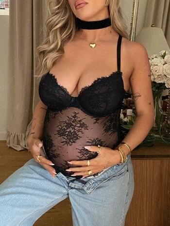 Full leaked Delaneychilds private onlyfans photo