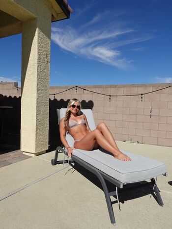 Full leaked Delaneylee private onlyfans photo
