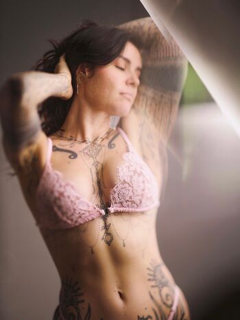 Full leaked Delaneysometimes private onlyfans photo