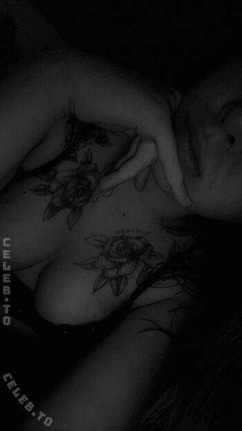 Full leaked Delicious luxelle private onlyfans photo