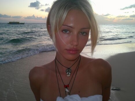 Delilah Belle Hamlin