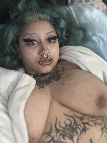 Full leaked Deluxxxeblu private onlyfans photo