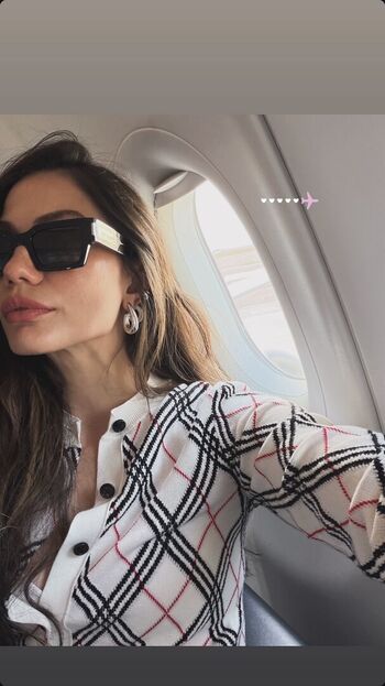 Full leaked Demet ozdemir private onlyfans photo
