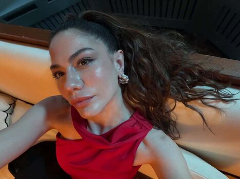 Full leaked Demet ozdemir private onlyfans photo