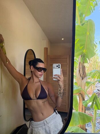 Full leaked Demet ozturk page private onlyfans photo