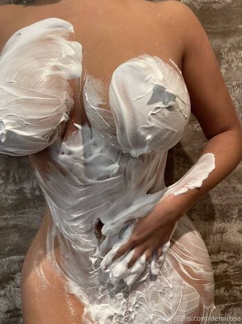 Full leaked Demi rose mawby private onlyfans photo
