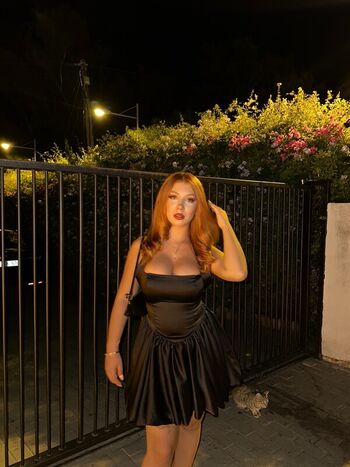 Full leaked Deniizellla private onlyfans photo