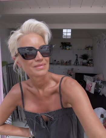 Full leaked Denise van outen page private onlyfans photo