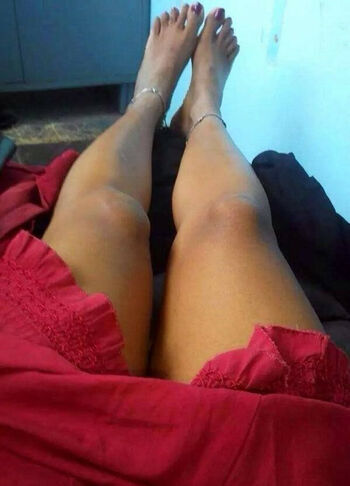 Full leaked Desi aunty private onlyfans photo
