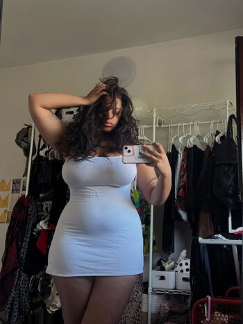 Full leaked Desiresdiary private onlyfans photo
