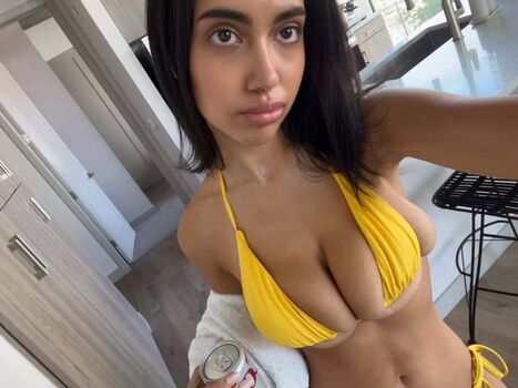 Full leaked Desss private onlyfans photo