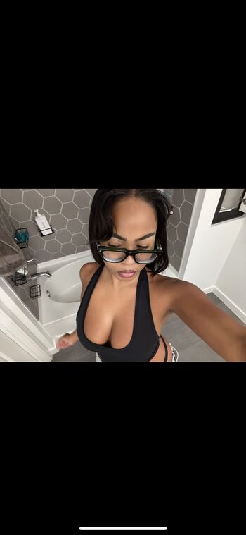 Full leaked Destiniranae private onlyfans photo
