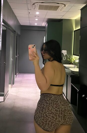 Full leaked Dia kakkar private onlyfans photo